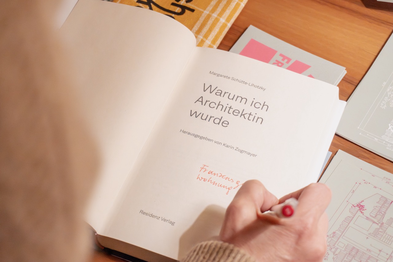 Neuauflage von ”Warum ich Architektin wurde” von Margarete Schütte-Lihotzky / Residenz Verlag Neuauflage von ”Warum ich Architektin wurde” von Margarete Schütte-Lihotzky / Residenz Verlag